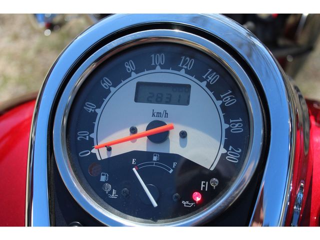 kawasaki - vn-900-classic