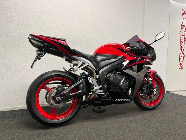 honda - cbr-600-rr