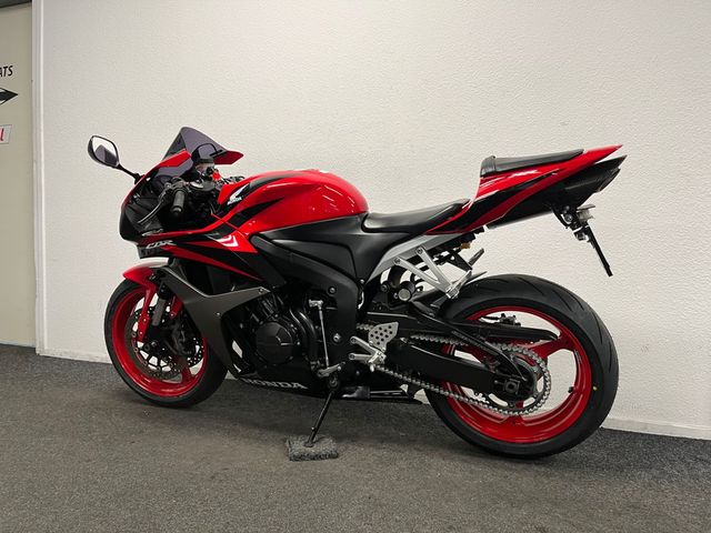 honda - cbr-600-rr