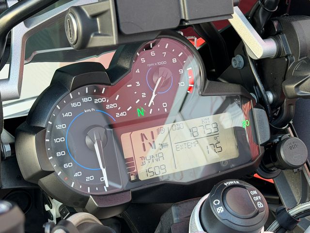 bmw - r-1200-gs-adventure