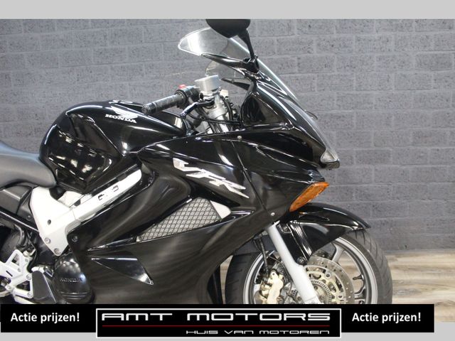 honda - vfr-800-fi-vtec-abs