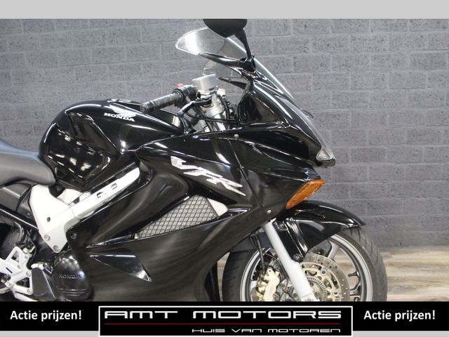 honda - vfr-800-fi-vtec-abs