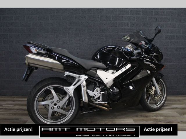 honda - vfr-800-fi-vtec-abs