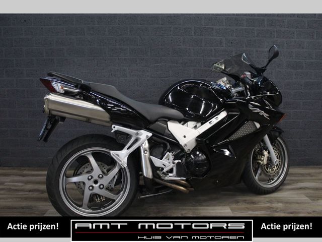 honda - vfr-800-fi-vtec-abs
