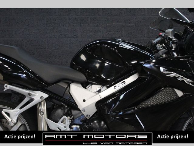 honda - vfr-800-fi-vtec-abs