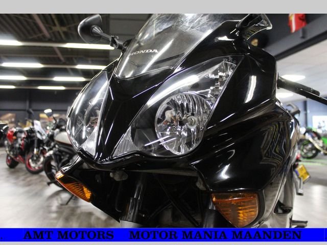 honda - vfr-800-fi-vtec-abs