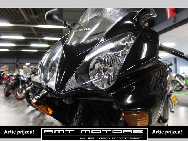 honda - vfr-800-fi-vtec-abs