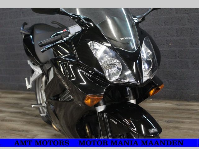 honda - vfr-800-fi-vtec-abs