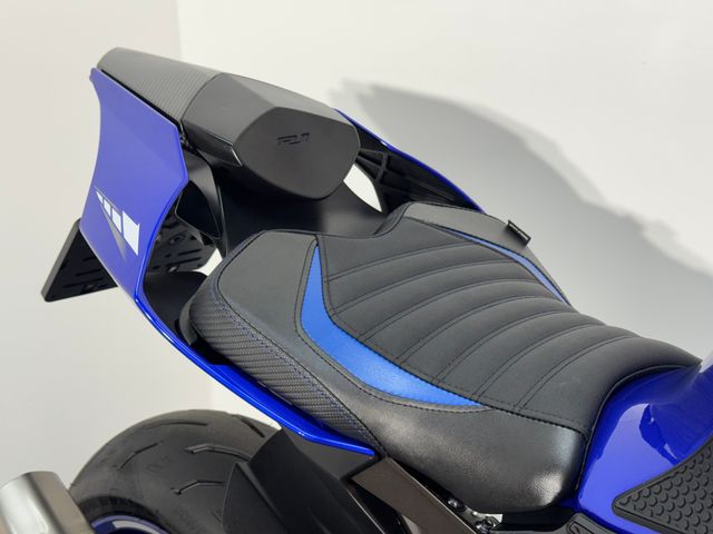 yamaha - yzf-r1