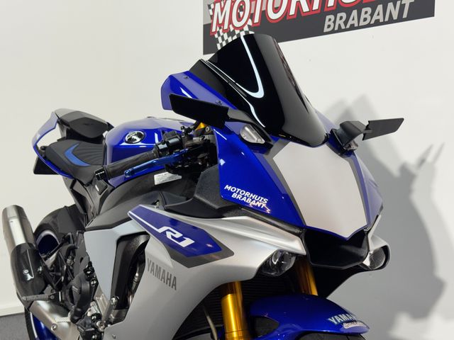 yamaha - yzf-r1