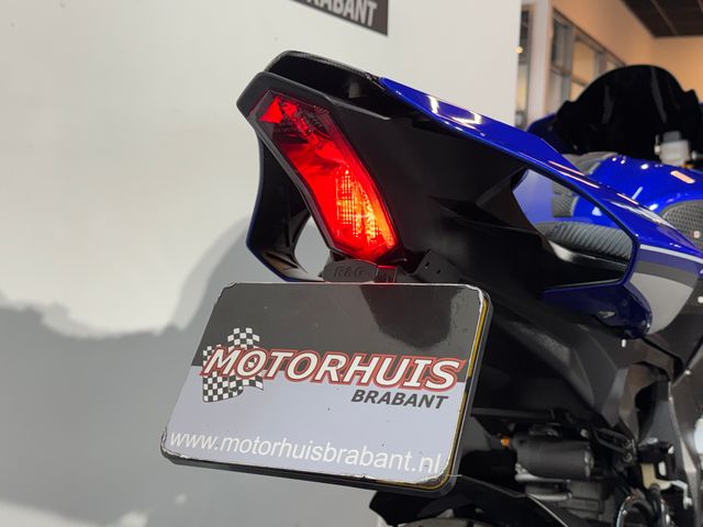 yamaha - yzf-r1
