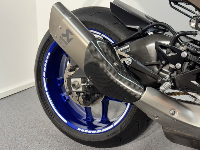 yamaha - yzf-r1