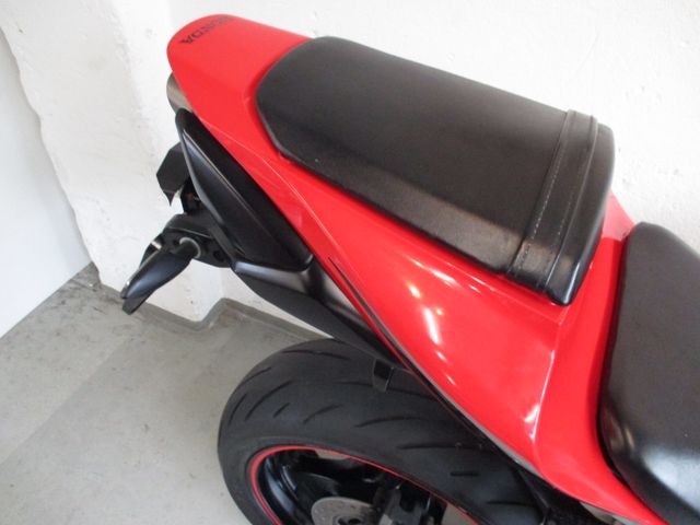 honda - cbr-600-rr
