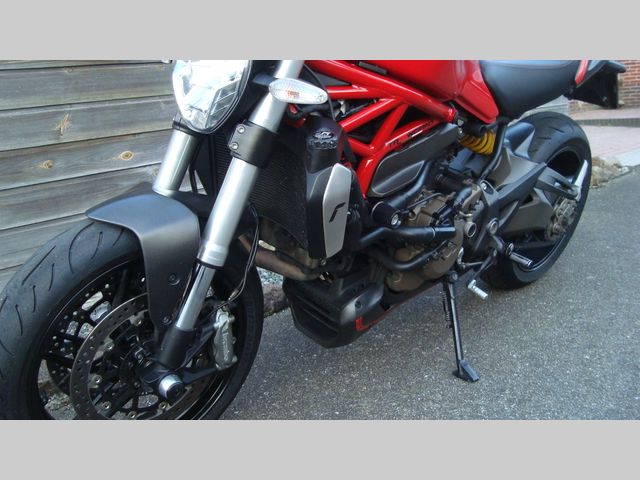 ducati - monster-1200
