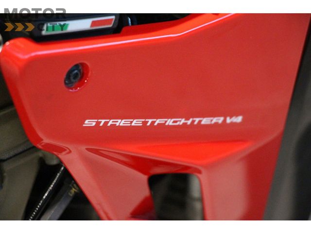 ducati - streetfighter-v4