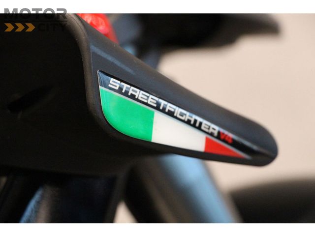 ducati - streetfighter-v4