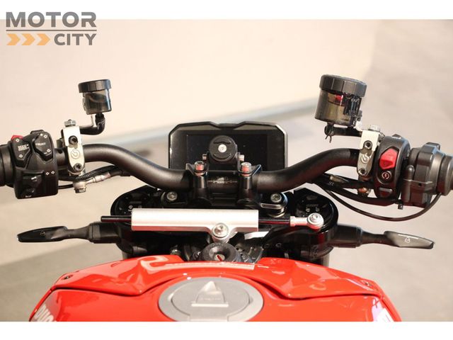 ducati - streetfighter-v4