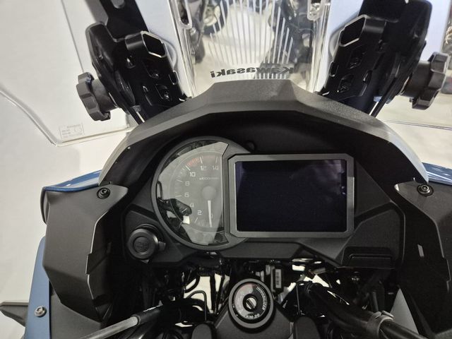 kawasaki - versys-1100-se