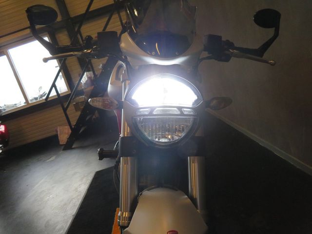 ducati - m-796