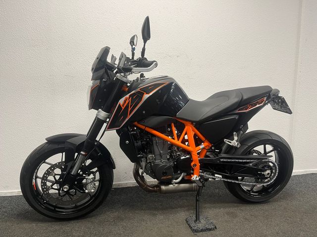 ktm - 690-duke-abs