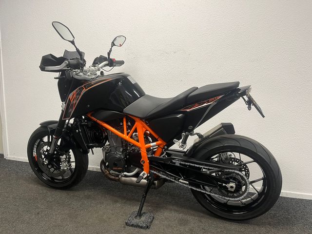 ktm - 690-duke-abs