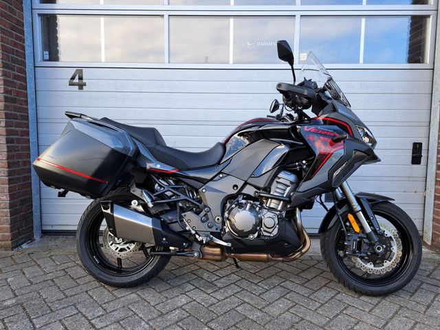 kawasaki - versys-1000-se-tourer