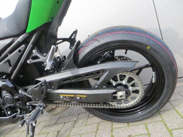 kawasaki - z900