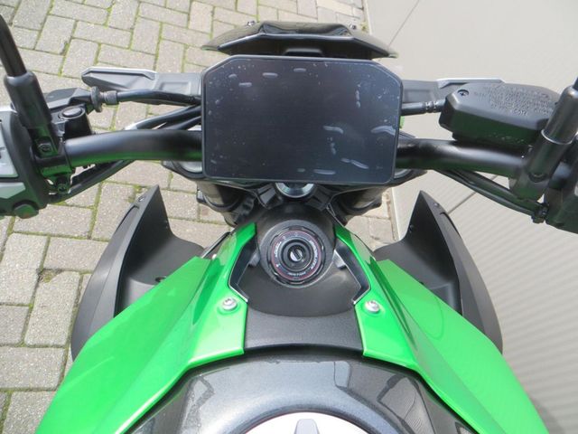 kawasaki - z900