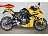 SUZUKI GSX-8R