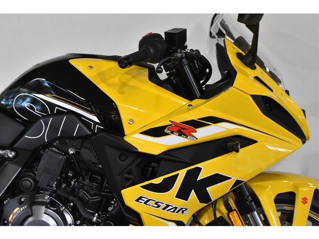 suzuki - gsx-8r
