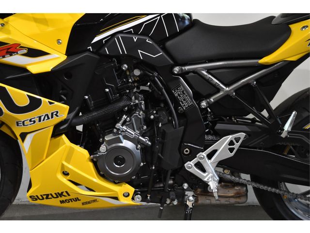 suzuki - gsx-8r