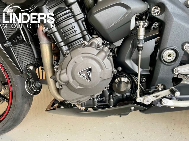 triumph - speed-triple-1200-rs