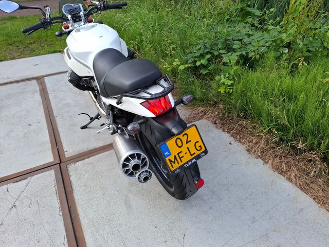 moto-guzzi - griso-1200-8v