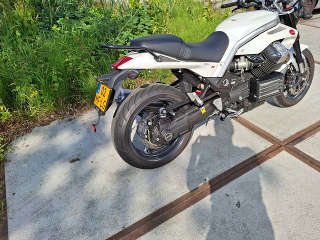 moto-guzzi - griso-1200-8v