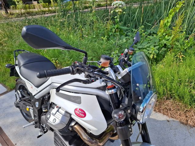 moto-guzzi - griso-1200-8v
