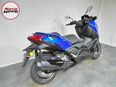 YAMAHA X MAX 300 ABS – foto 3