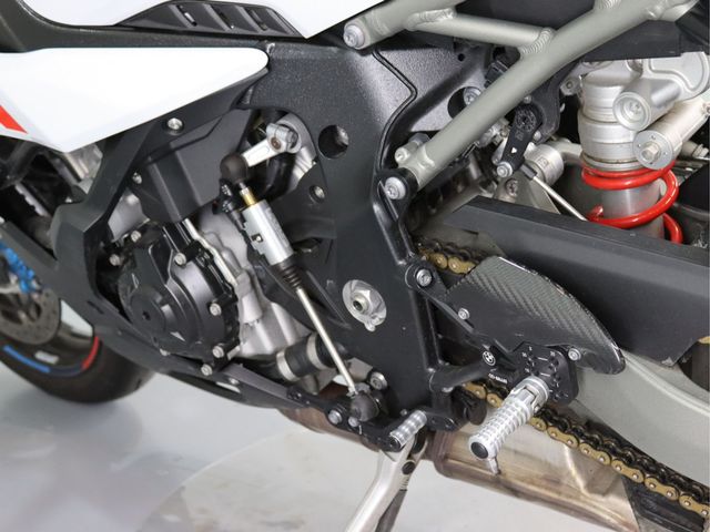 bmw - s-1000-rr
