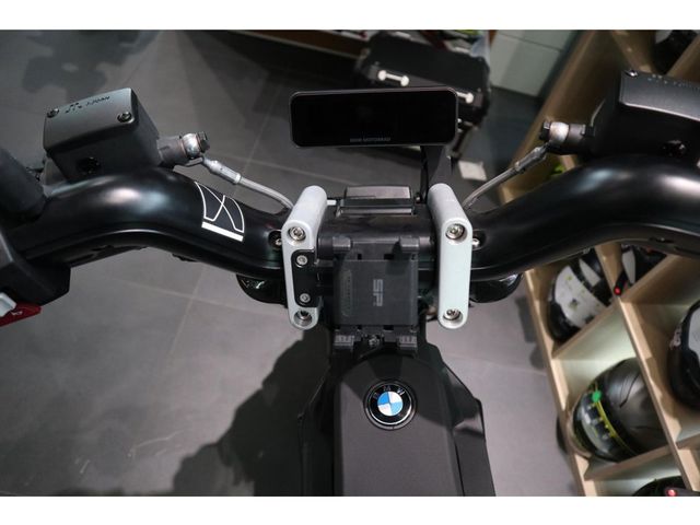 bmw - ce-02