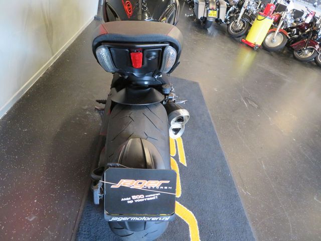 ducati - diavel-dark