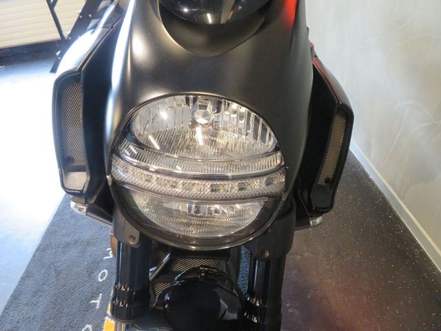 ducati - diavel-dark