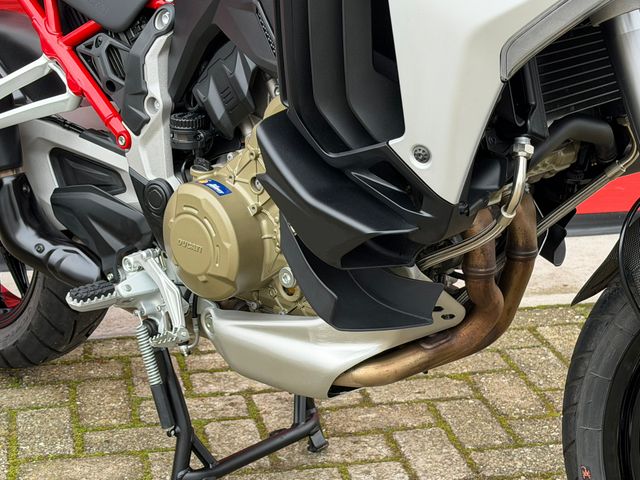 ducati - multistrada-v4-s