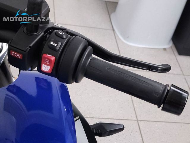 bmw - r-1300-r