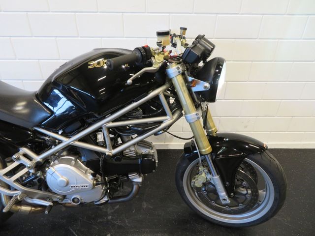 ducati - m-600