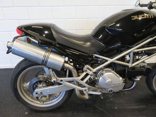 ducati - m-600