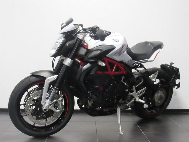 mv-agusta - dragster-800