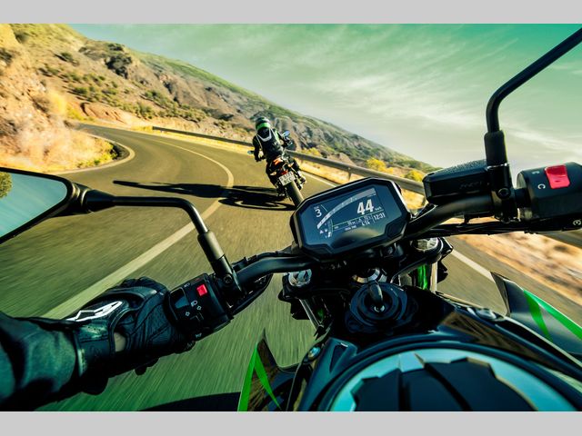 kawasaki - z650