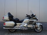 HONDA GL 1800 GOLDWING