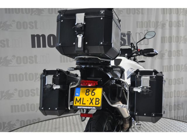 triumph - tiger-900-gt-pro