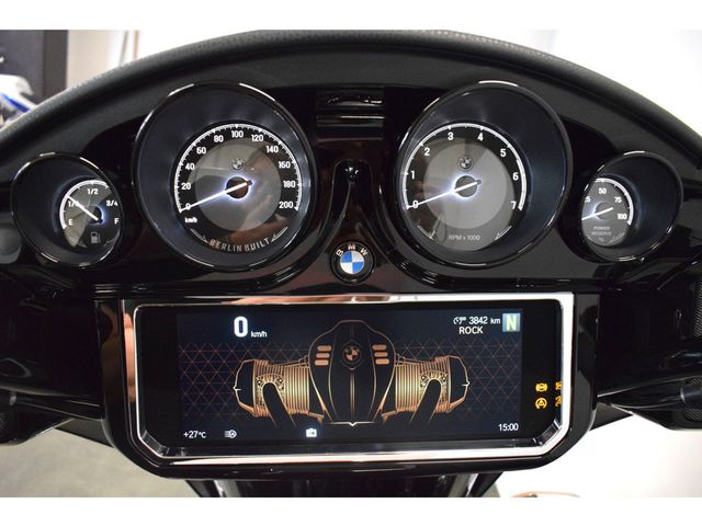 bmw - r-18-b