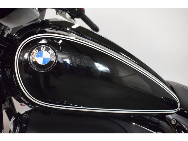 bmw - r-18-b